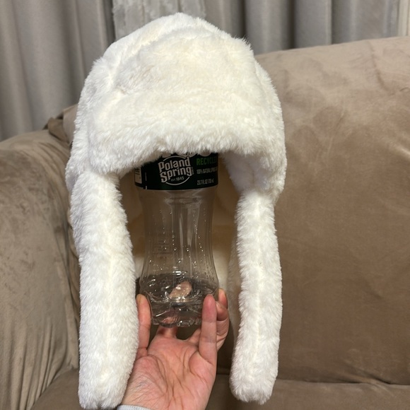 Bundle Faux Fur scarf 🧣& Trapper Hat -Ivory - Picture 8 of 17